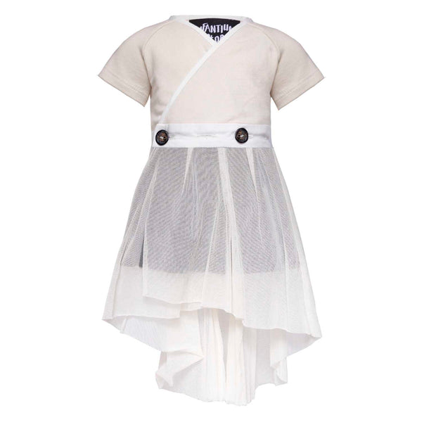 Süßes Babykleid in Weiß